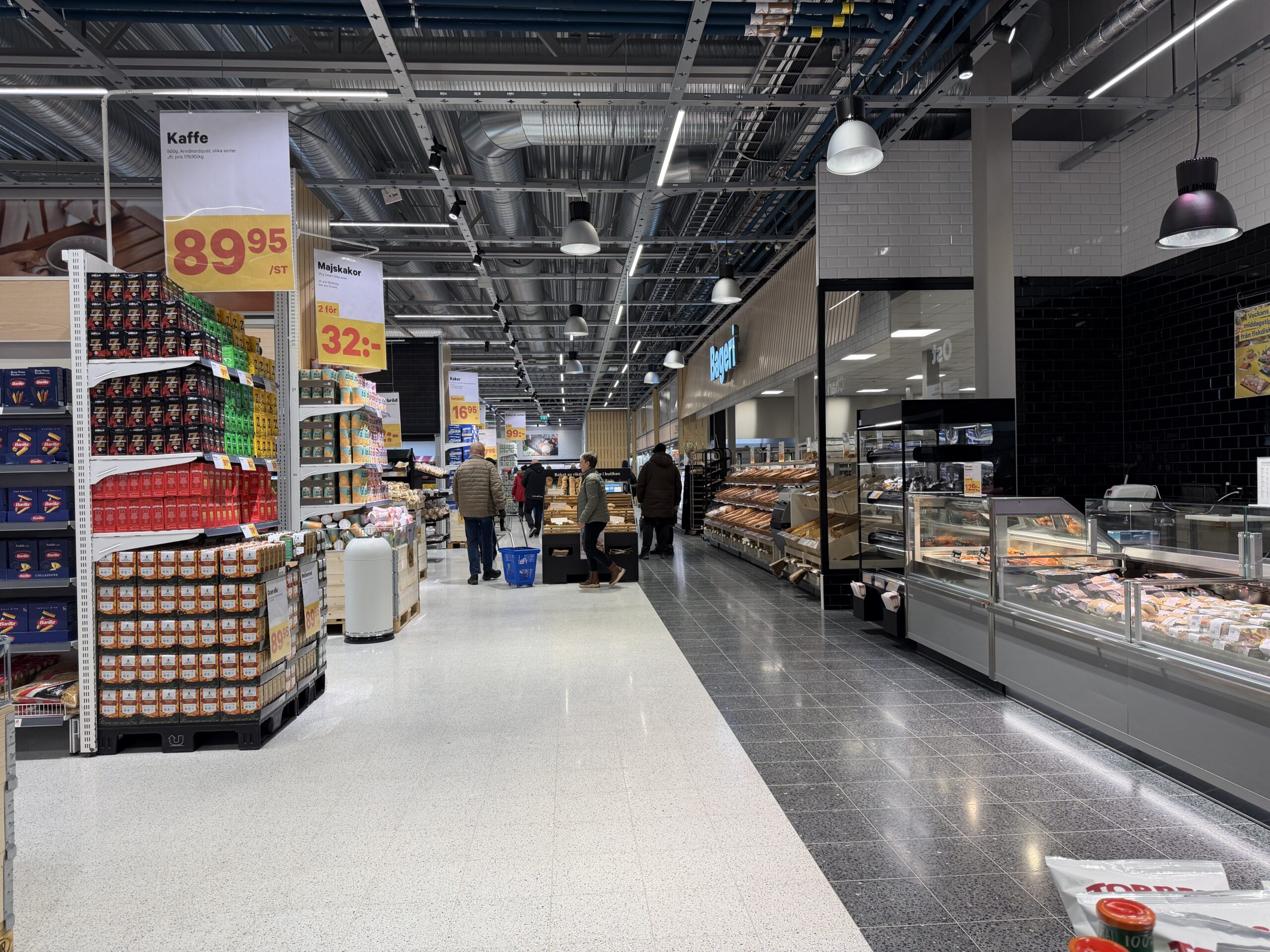 Öppningen av CityGross, foto av Denice Cifuentes