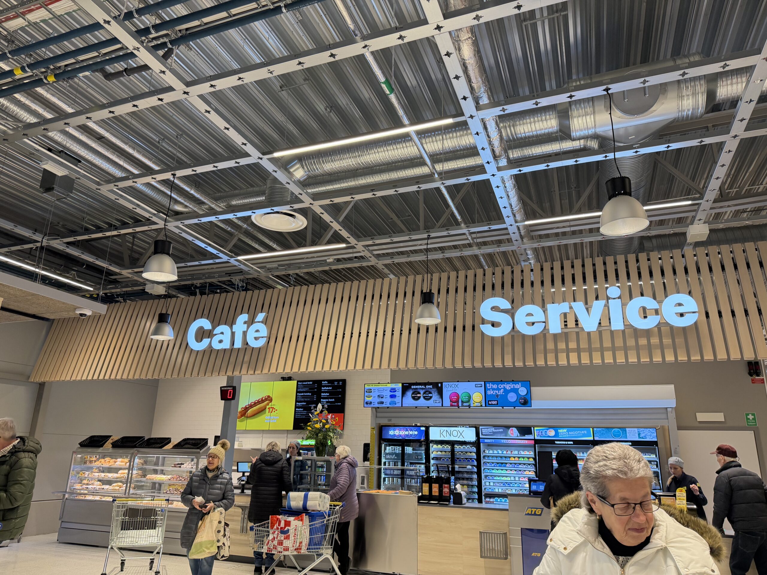 Öppningen av CityGross, foto av Denice Cifuentes
