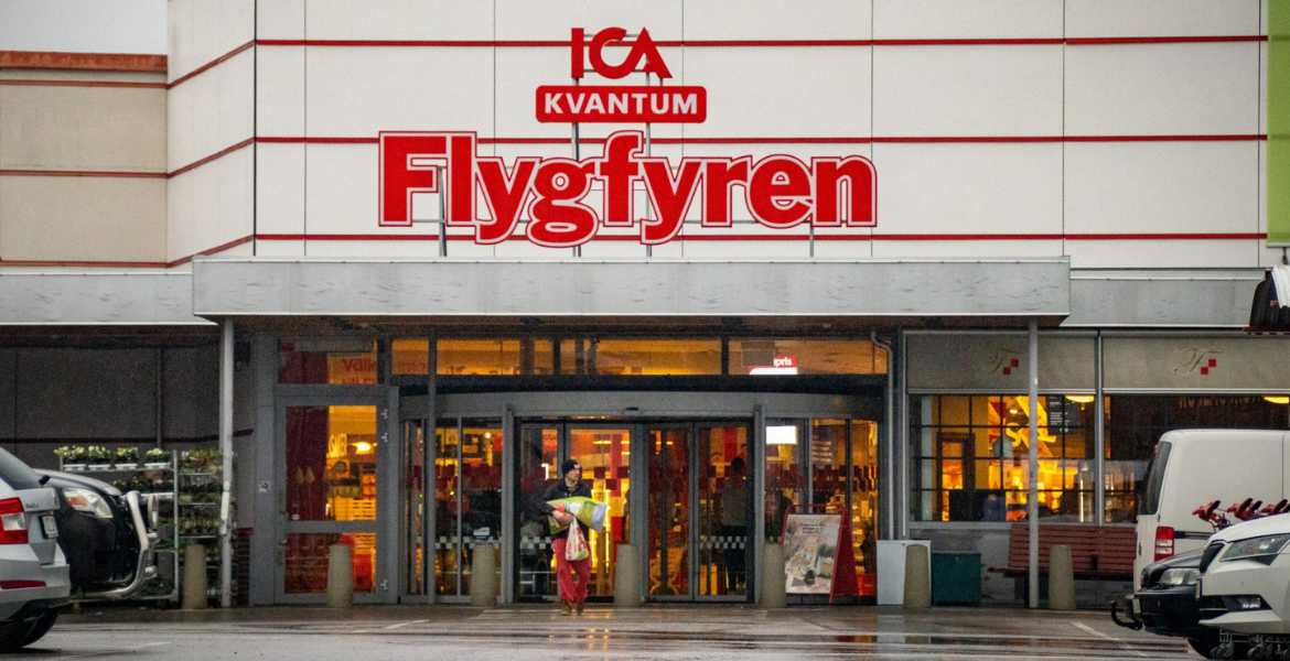Ica Flygfyrens huvudentré i Norrtälje.